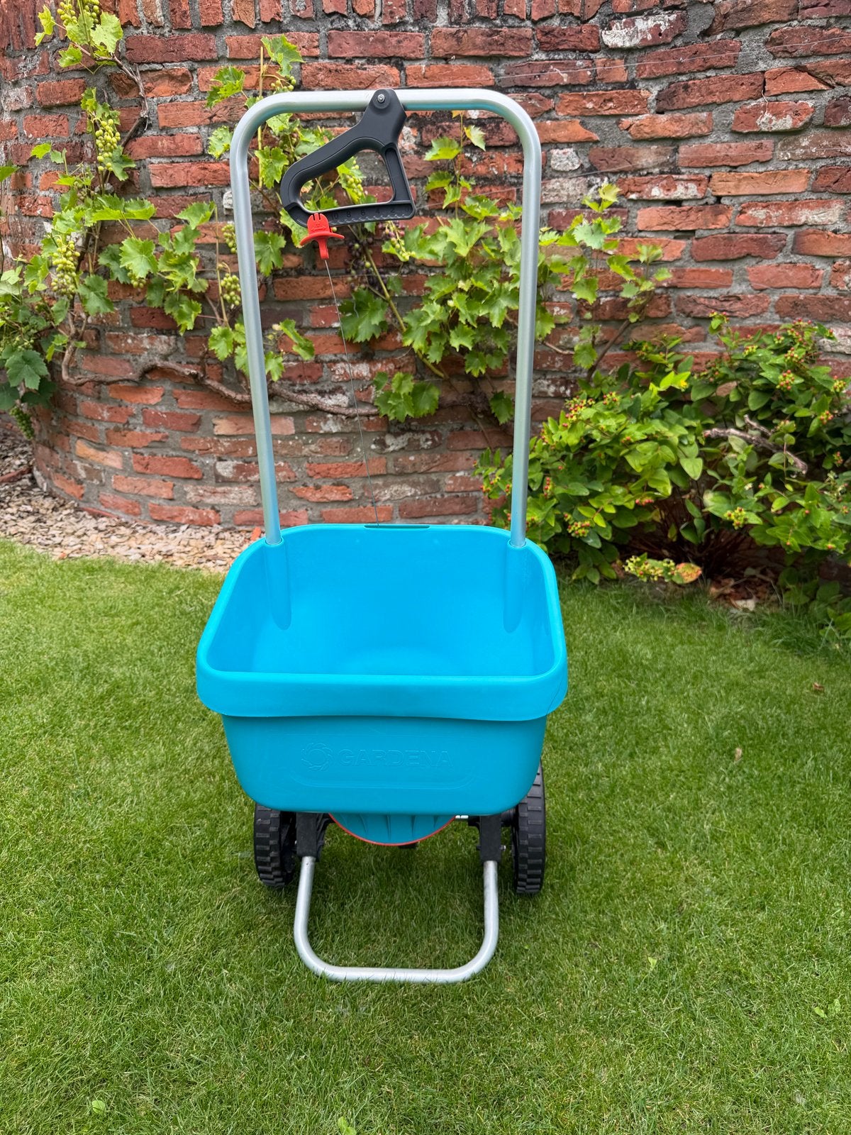 Gardena Strooiwagen XL (800 m2), Ophalen of Verzenden, Zo goed als nieuw, Overige soorten