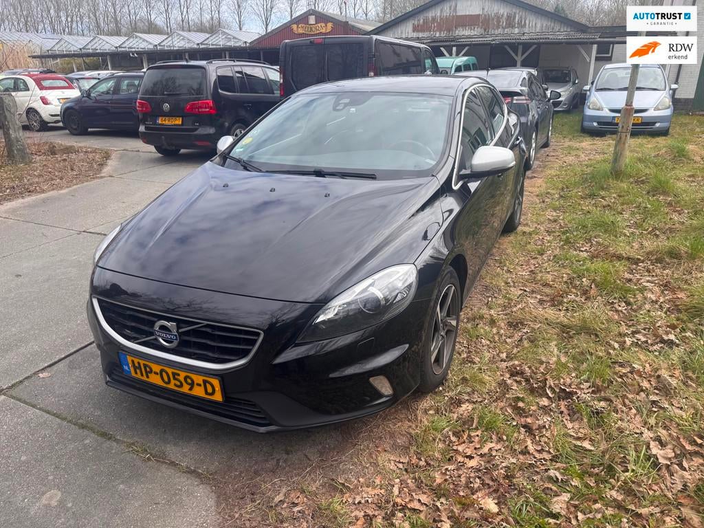 Volvo V40 2.0 D2 R-Design Business Distrubutie Defect.Clima, Auto's, Volvo, Voorwielaandrijving, Gebruikt, Euro 6, 4 cilinders