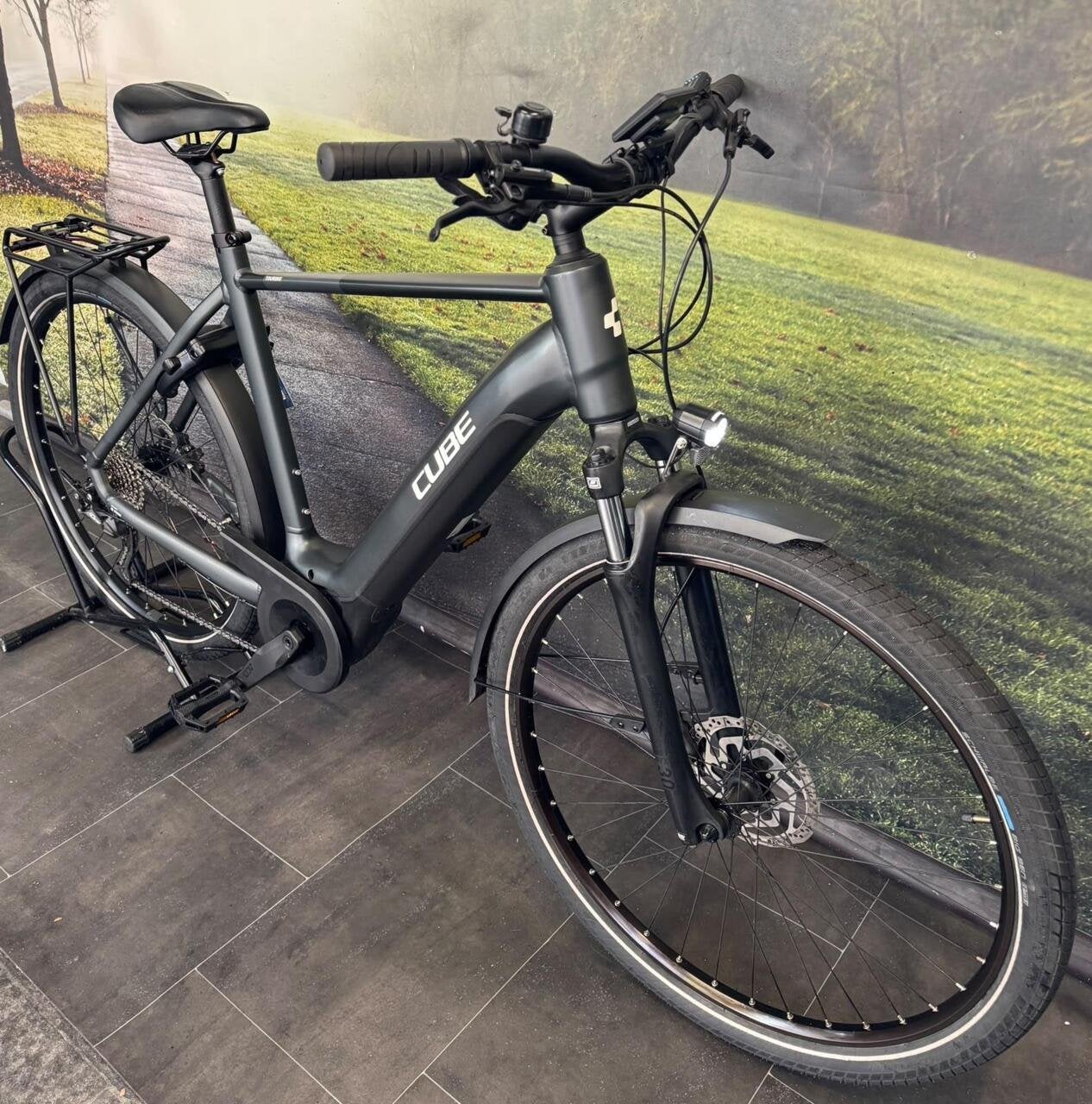 Cube Touring - 500Wh Accu - Bosch Performance - Smart - 62cm, Zo goed als nieuw, Cube, 59 cm of meer, Ludwig-Hüttner-Str. 5-7, D-95679 Waldershof, Duitsland