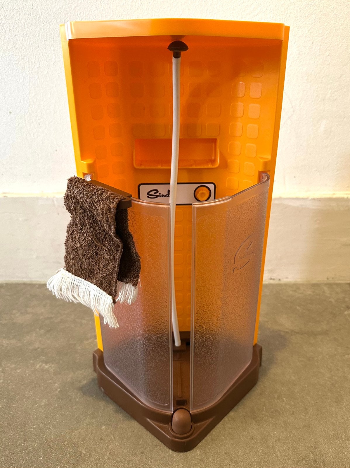 Vintage Pedigree Sindy Shower (jaren '70) met originele doos, Verzenden, Gebruikt, Poppenhuis
