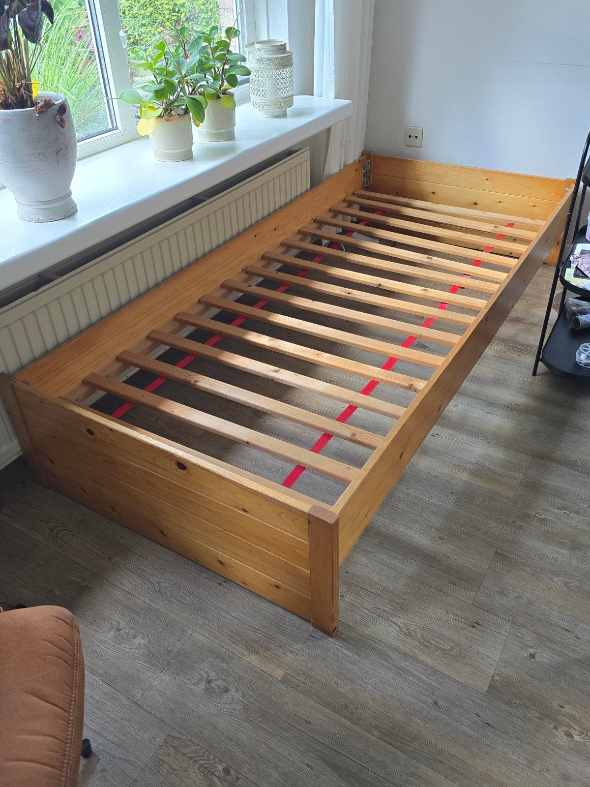 Gratis af te halen. Houten eenpersoonsbed met lattenbodem, Ophalen, Gebruikt, 90 cm, Eenpersoons