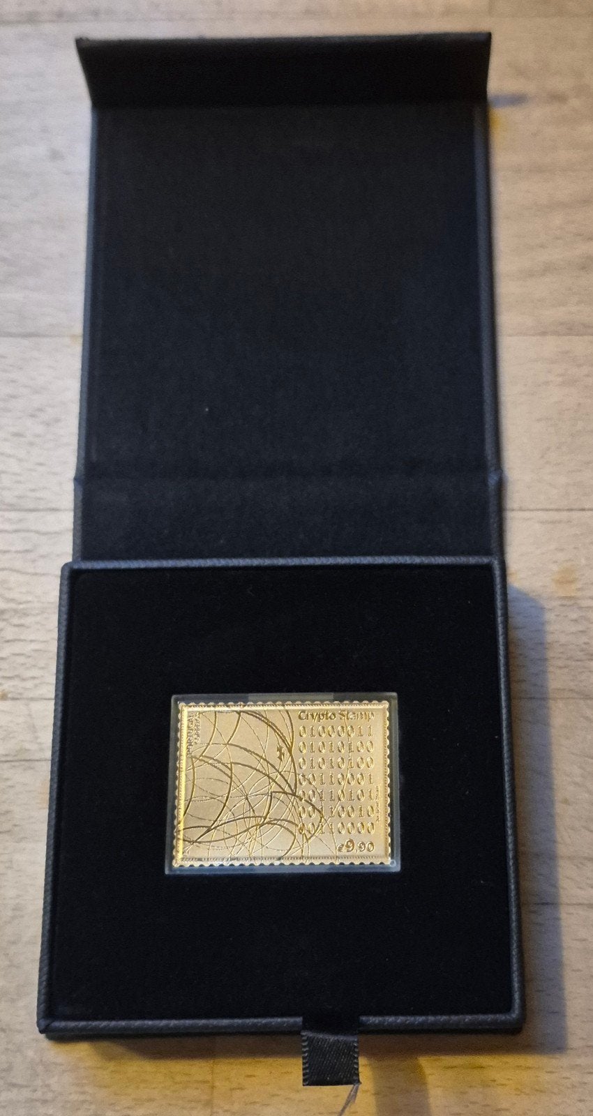 Crypto Stamp in goud - Portugal CTT, Ophalen of Verzenden
