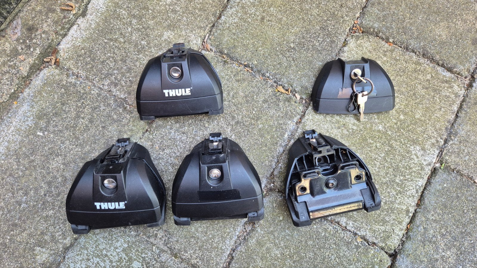 Thule rapid system 753 voetset met kit voor Leon ST, Auto diversen, Dakdragers, Ophalen of Verzenden