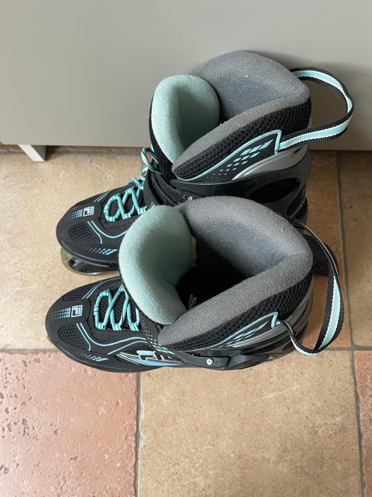 Fila Primo Inline Skates - Zwart/Turquoise, Gebruikt, Inline skates 4 wielen, Dames, Ophalen