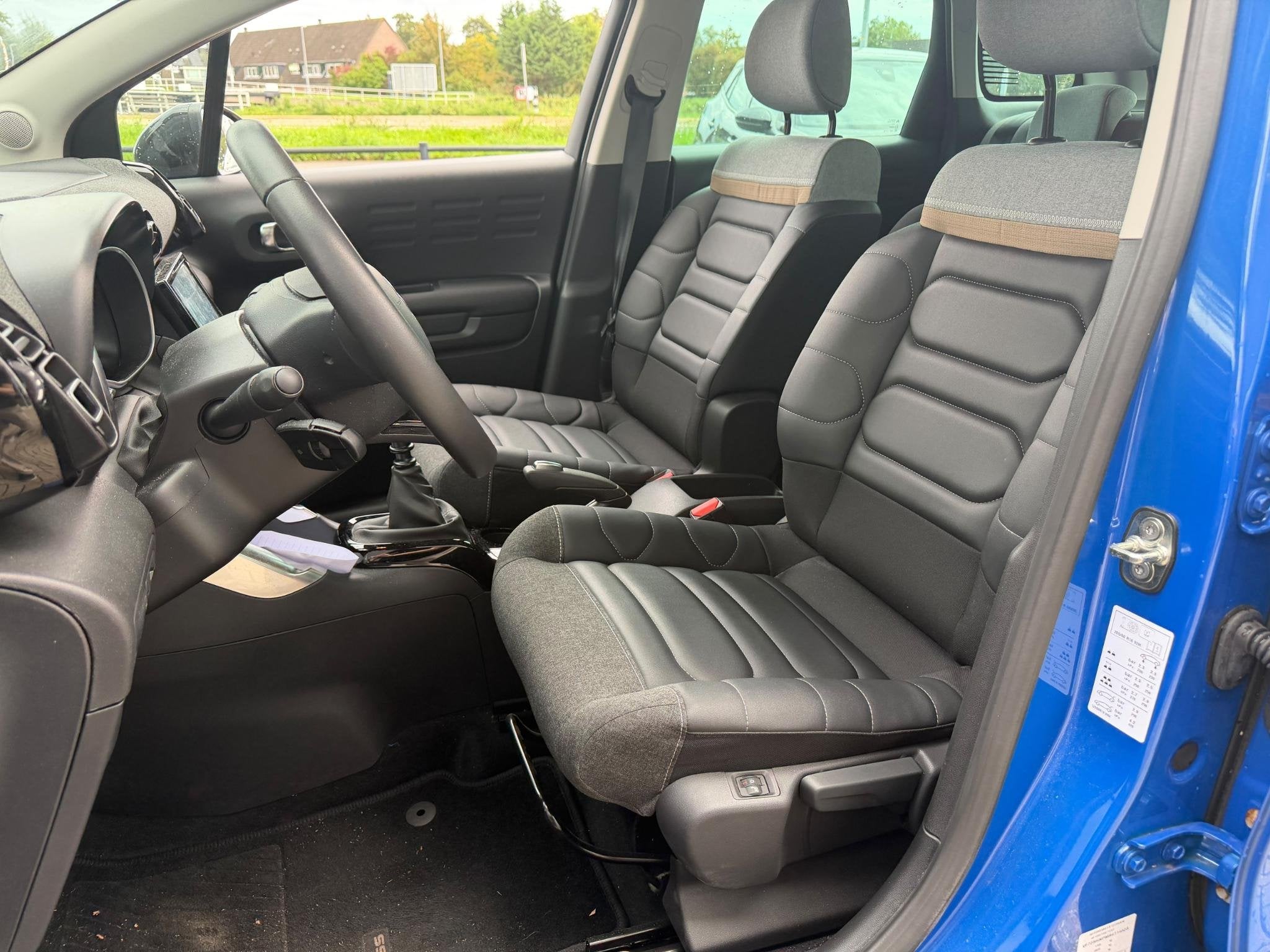 Citroen C3 Aircross 1.2 PureTech Plus | Navigatie | Climate, Auto's, Voorwielaandrijving, 12 maanden, Gebruikt, Euro 6