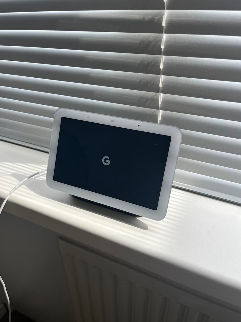 Google Nest Hub - Zo goed als nieuw met doos en oplader, Computers en Software, Ophalen, Zo goed als nieuw, 7 inch of minder, Wi-Fi