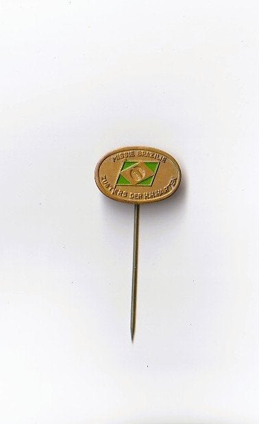 volmetaal speld Missie Brazilië Zusters der HH Harten, Ophalen of Verzenden, Overige onderwerpen, Speldje of Pin