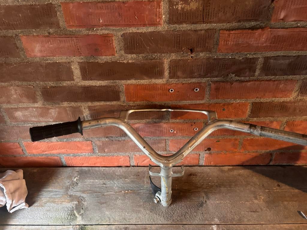 Stuur Yamaha Mint - Origineel en Gebruikt, Fietsen en Brommers, Ophalen of Verzenden, Gebruikt, Overige typen, Yamaha
