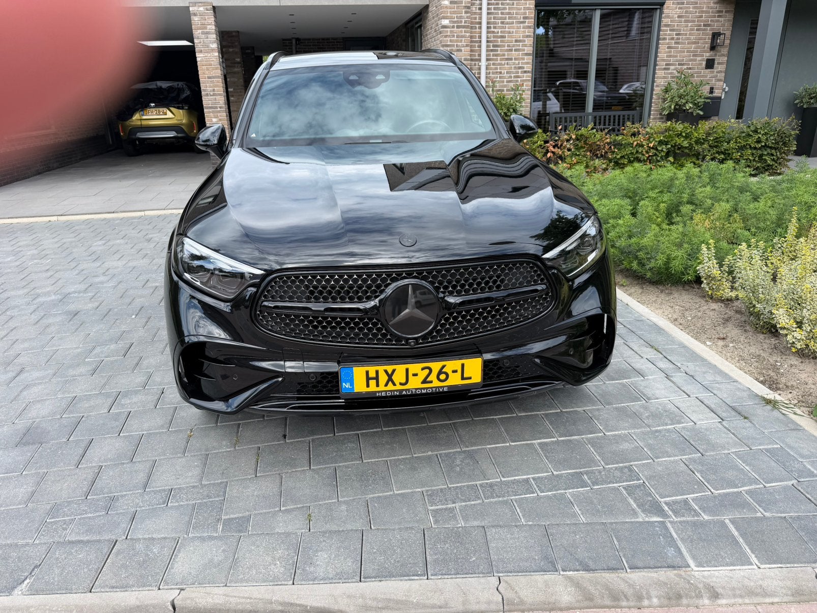 Mercedes-Benz GLC 400 e 381pk 4MATIC 9G-TRONIC 2023 Zwart, Auto's, 4 cilinders, Zwart, Plug-in hybride, GLC
