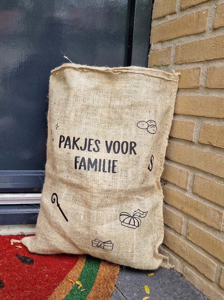 Gepersonaliseerde jute zak - Pakjesavond, Nieuw, Ophalen of Verzenden, R van Heusden, Zandweg 1 4181 PL Waardenburg