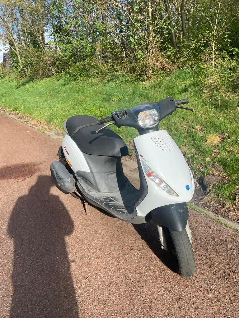 Piaggio Zip 50cc 4t injectie scooter, Ophalen, Gebruikt, Zip, Benzine