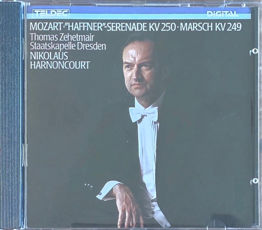 Mozart: Haffner-Serenade & Marsch - Harnoncourt CD, Ophalen of Verzenden, Classicisme, Zo goed als nieuw, Orkest of Ballet