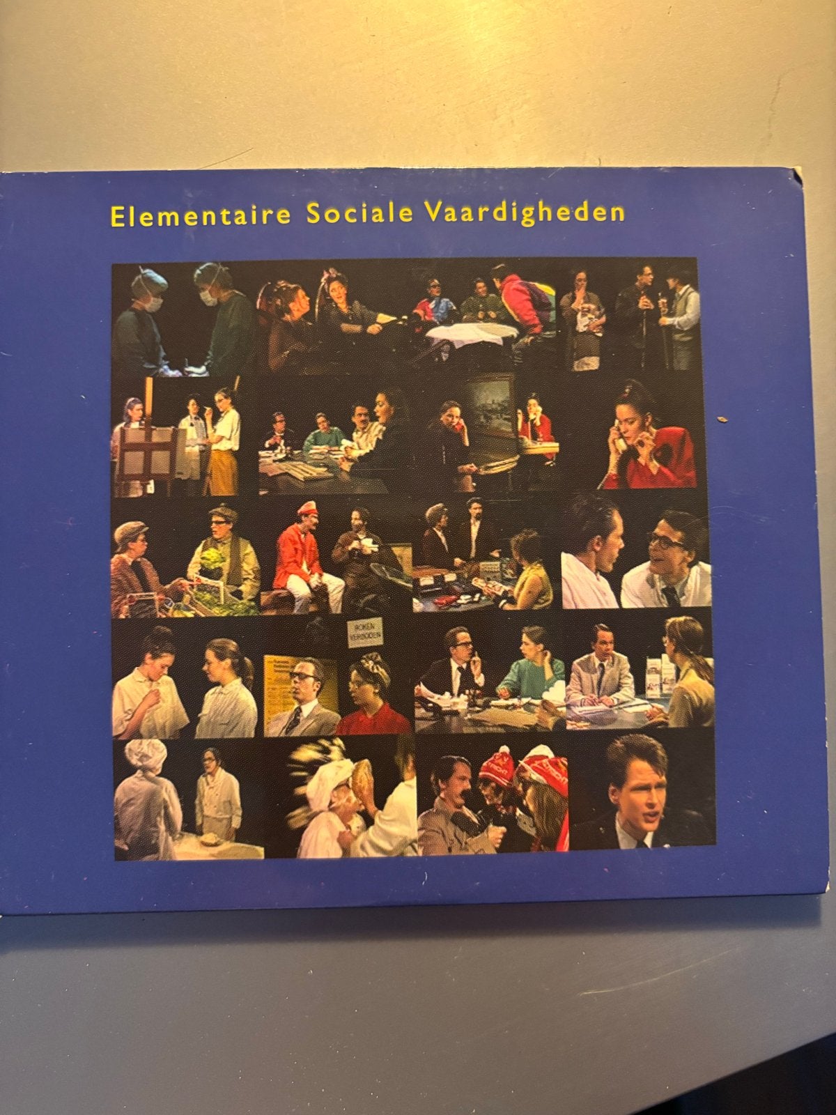 Elementaire Sociale Vaardigheden - CD-ROM cursus, Computers en Software, Ophalen of Verzenden, Zo goed als nieuw, Overige typen
