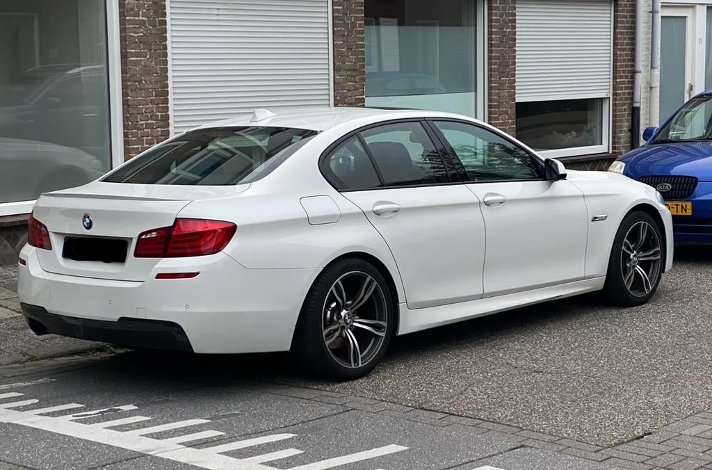 BMW velgen met banden 5x120 ET 35, 19” / BESCHADIGD!, Banden en Velgen, Personenwagen, Zomerbanden, Ophalen