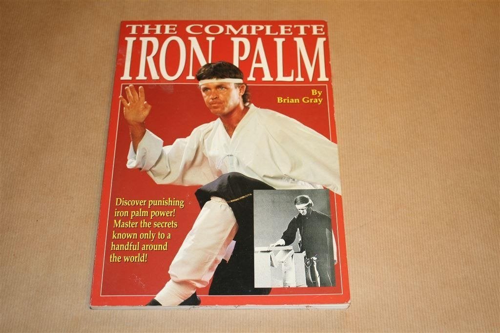 De complete Iron Palm. Brian Gray., Boeken, Ophalen of Verzenden, Gelezen, Watersport en Hengelsport