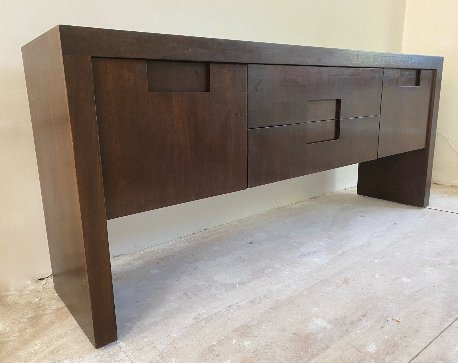 Prachtig massief houten dressoir, Huis en Inrichting, Kasten | Dressoirs, Ophalen, Zo goed als nieuw, 25 tot 50 cm, 50 tot 100 cm