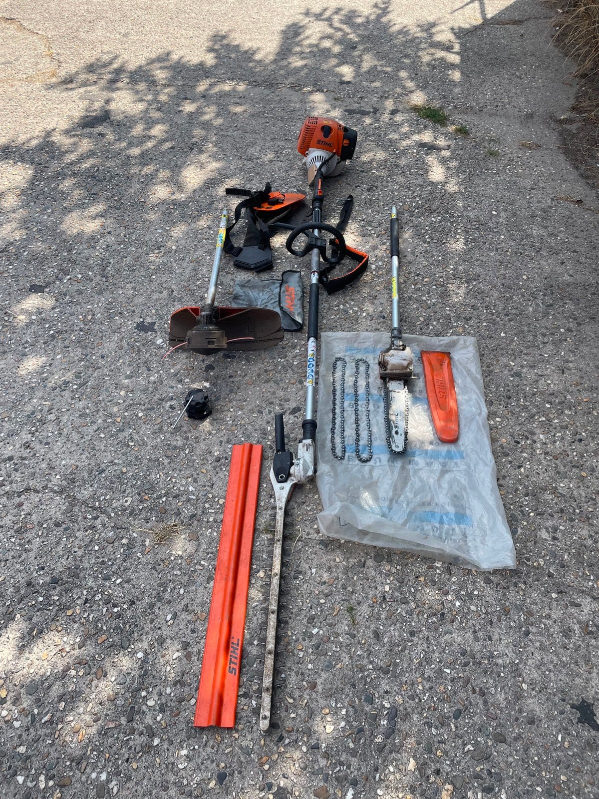 Stihl KM 130 R CombiMotor met diverse accessoires, Ophalen, Overige typen