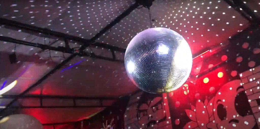 te huur Spiegelbol, Muziek en Instrumenten, Ophalen, Zo goed als nieuw, Discobol