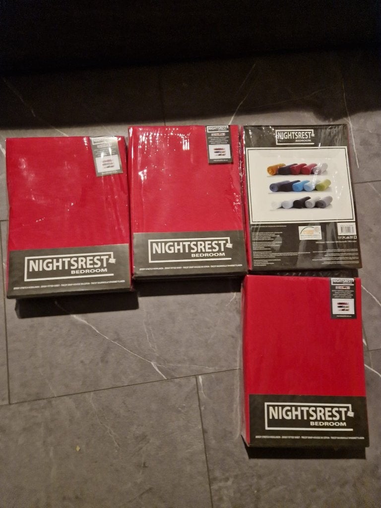 Nightsrest hoeslaken en dekbedovertrek te koop, Dekbedovertrek, Nieuw, Ophalen of Verzenden, Overige merken