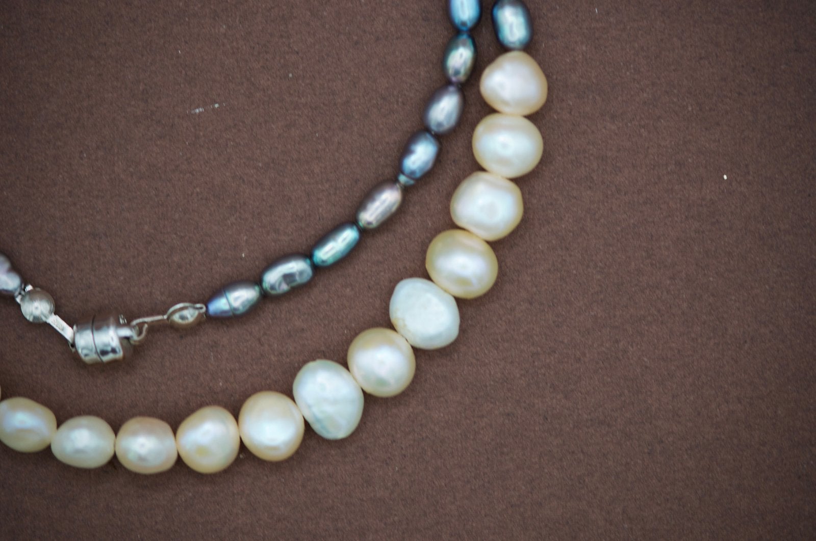 Parelketting met zilveren magneetsluiting, Overige materialen, Elles atelier, Wit, Ophalen of Verzenden