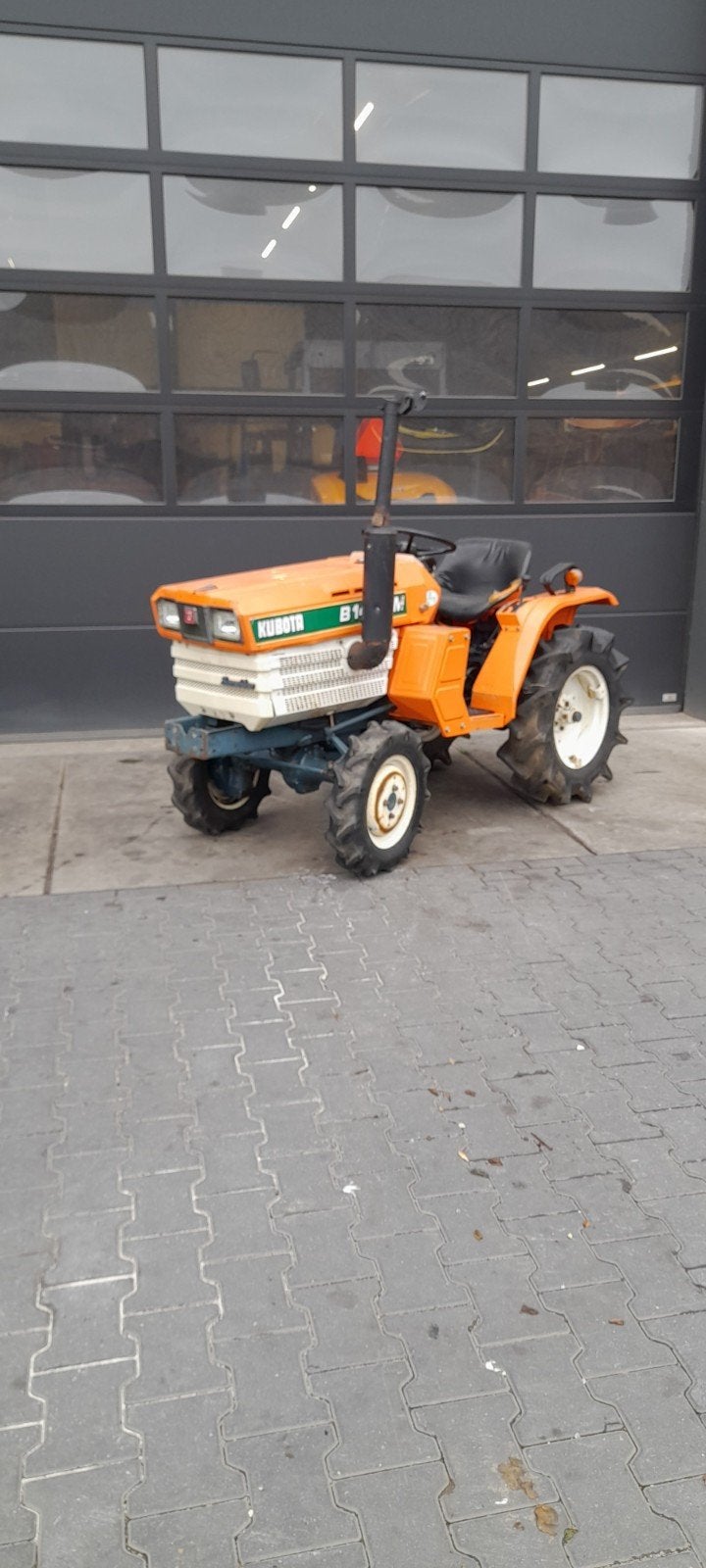 kubota b1402-m mini trekker, Ophalen