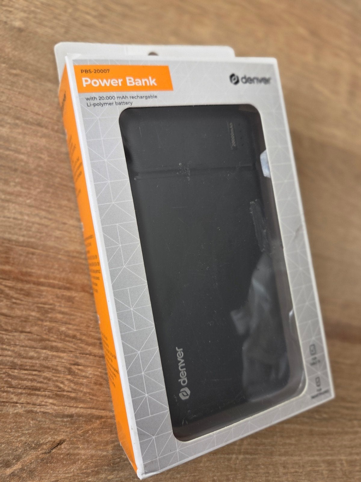 Denver powerbank 20000 mah nieuw in de doos, Ophalen of Verzenden, Nieuw, 10 inch, Bescherming voor- en achterkant