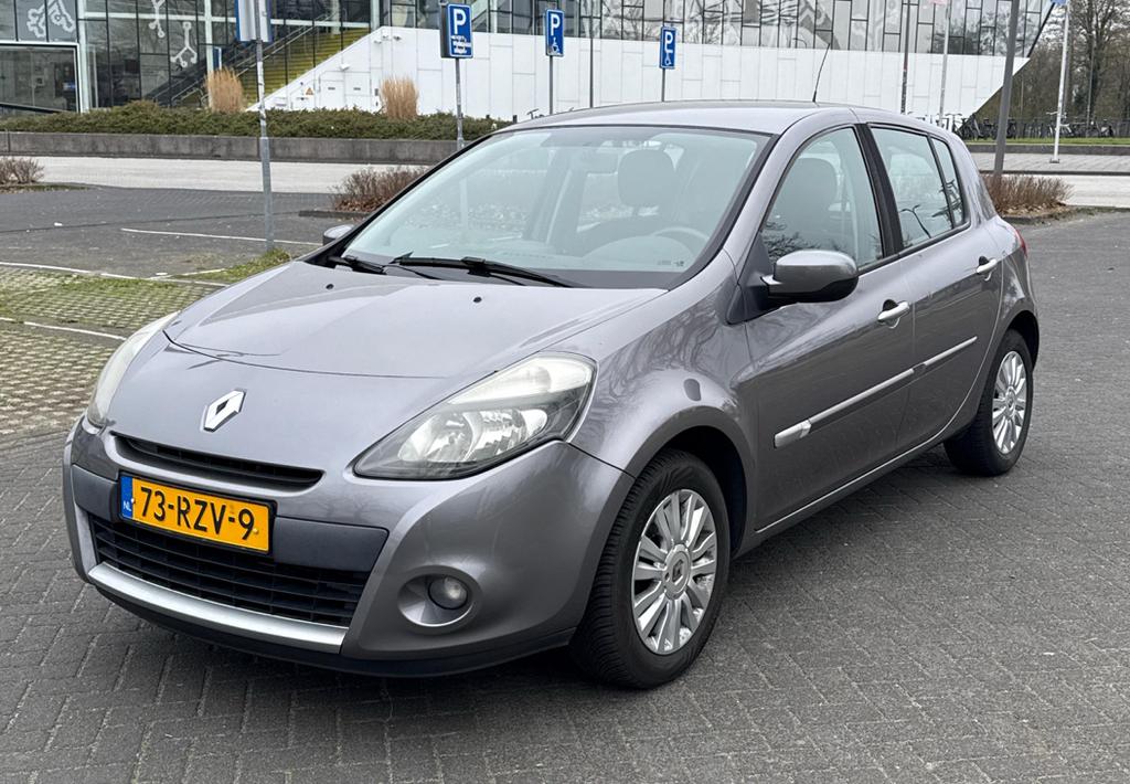 Renault Clio 1.2 16V 55KW 5-DRS E4 2011 Grijs, Auto's, Voorwielaandrijving, Stof, 74 pk, Isofix