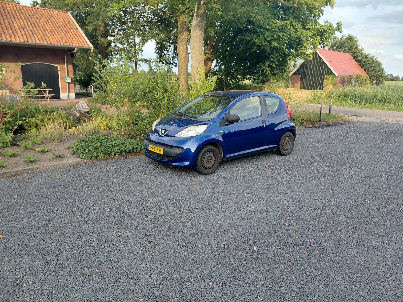 Peugeot 107 1.0 12V 3DR 2006 Blauw, Voorwielaandrijving, 765 kg, 68 pk, Handgeschakeld