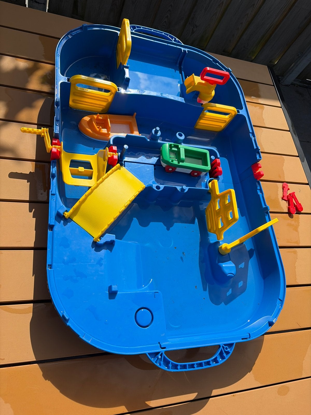 Waterbaan koffer met auto, boot, bruggetjes en pompen, Ophalen of Verzenden, Zo goed als nieuw, Overige typen