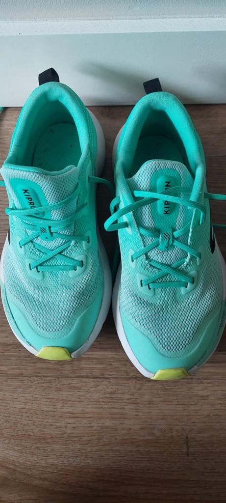 Kiprun hardloopschoenen maat 32, Kinderen en Baby's, Kinderkleding | Schoenen en Sokken, Ophalen, Gebruikt, Kiprun, Jongen of Meisje