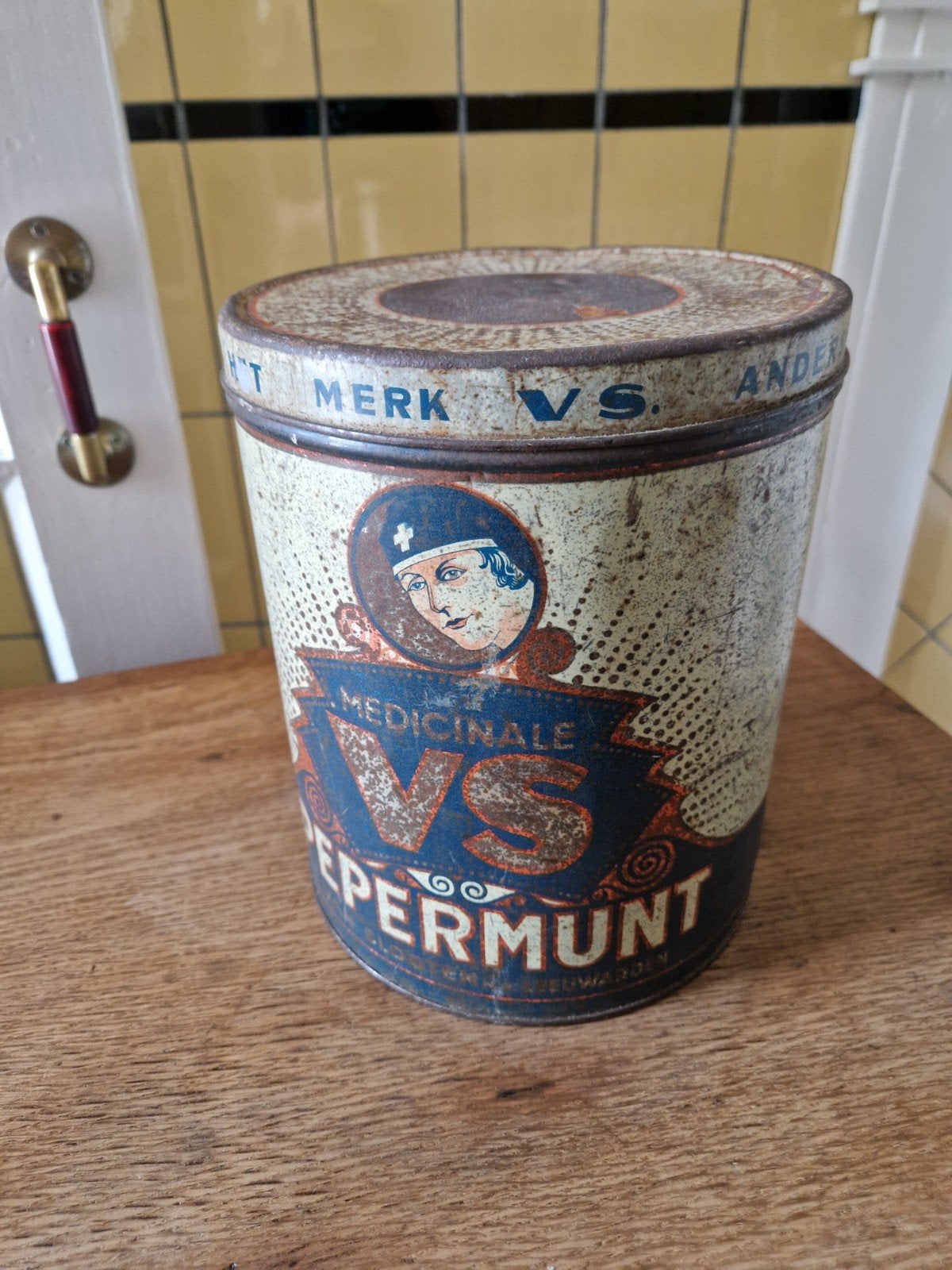 Iconisch groot blik - VS Pepermunt - Friese suikerwerkfabrik, Ophalen of Verzenden, Gebruikt, Overige, Overige merken