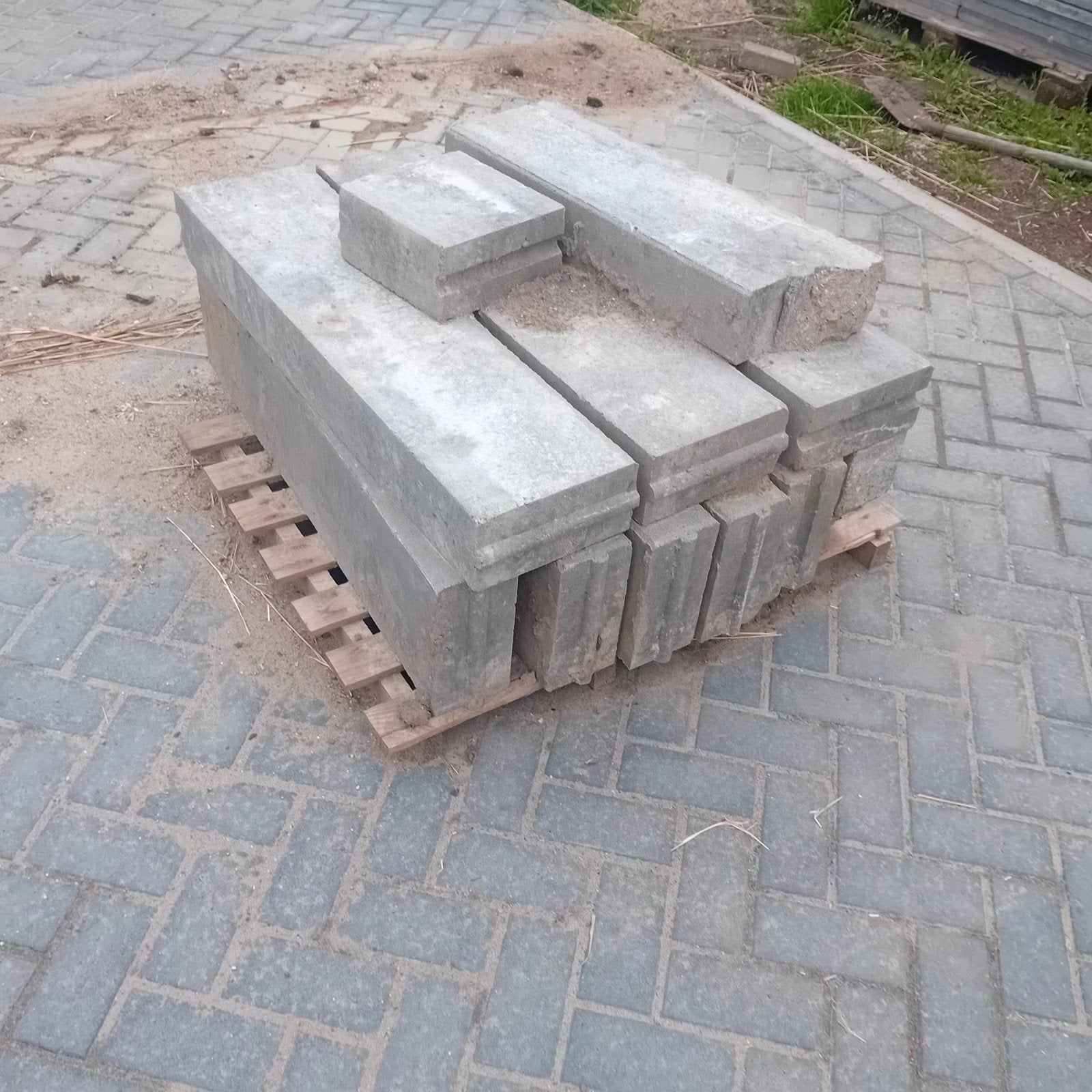 Straatbanden, Ophalen, Zo goed als nieuw, Beton, Overige typen