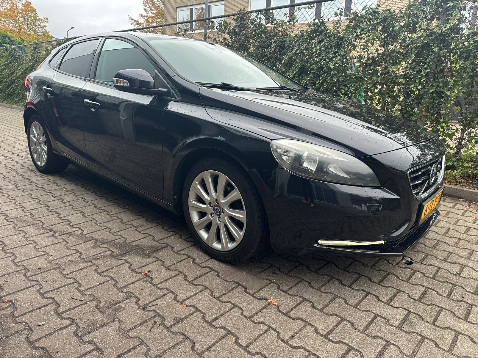 Volvo V40 1.6 verkocht verkocht verkocht, Voorwielaandrijving, Stof, 4 cilinders, Zwart