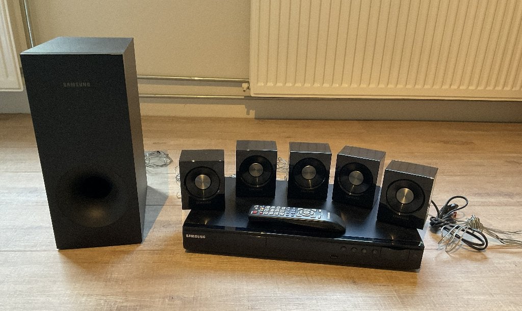 Samsung HT-D350 home cinema-systeem 5.1 kanalen 330 W Zwart, Overige merken, 70 watt of meer, Ophalen of Verzenden, Zo goed als nieuw