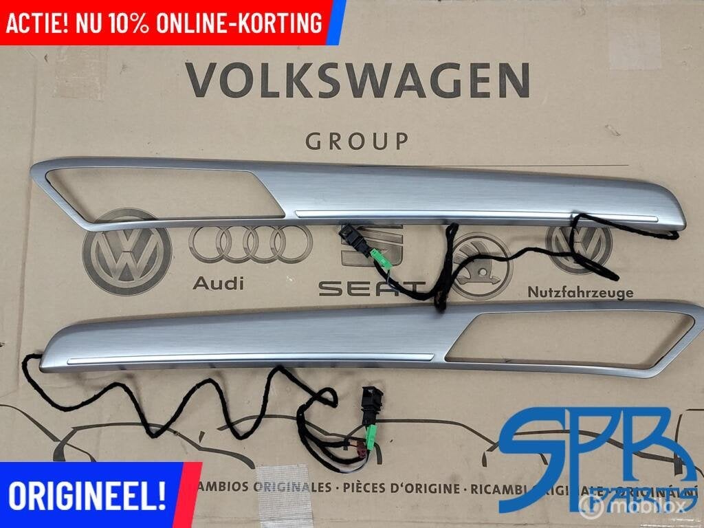 Interieurlijsten VW GOLF 7 LED VERLICHT LINKS RECHTS VOOR, Gebruikt, Volkswagen, Ophalen of Verzenden