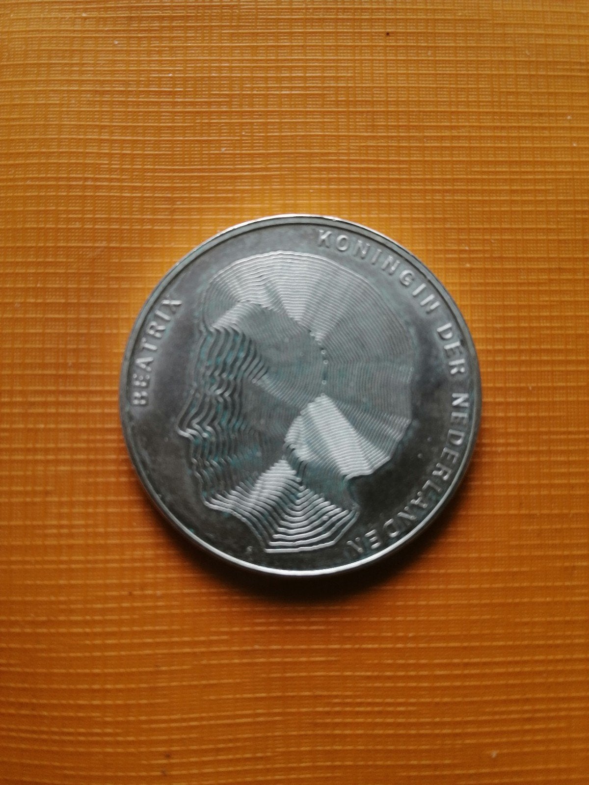 Zilveren 50 Gulden Munt 1990 - 100 Jaar Vorstinnen, Koningin Beatrix, Zilver, Ophalen of Verzenden, Losse munt