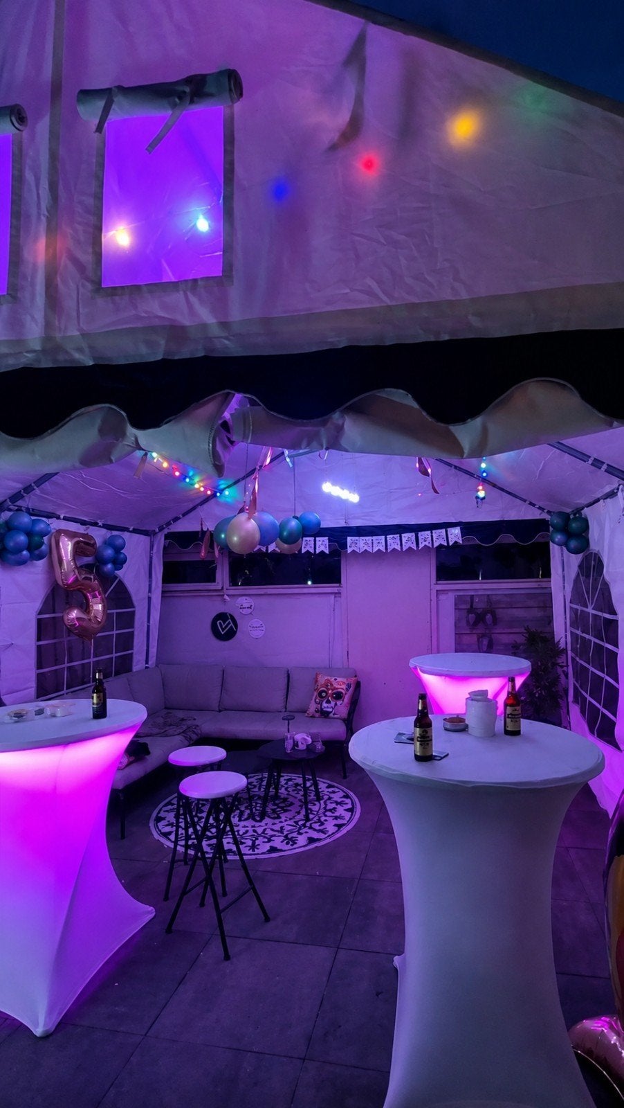 🎉 Feestverhuur | Partytent • JBL • Koelkast • Statafels