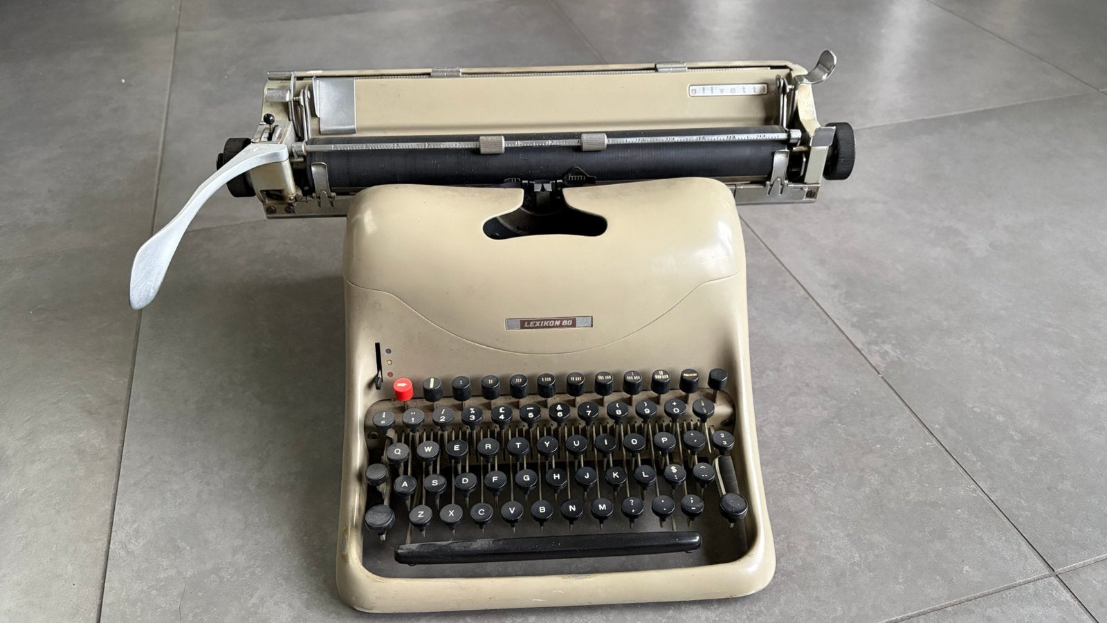 Olivetti lexikon 80, Diversen, Ophalen, Gebruikt
