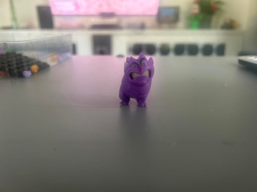 Paars Monster Figuurtje - Verzamelobject, Ophalen of Verzenden, Zo goed als nieuw