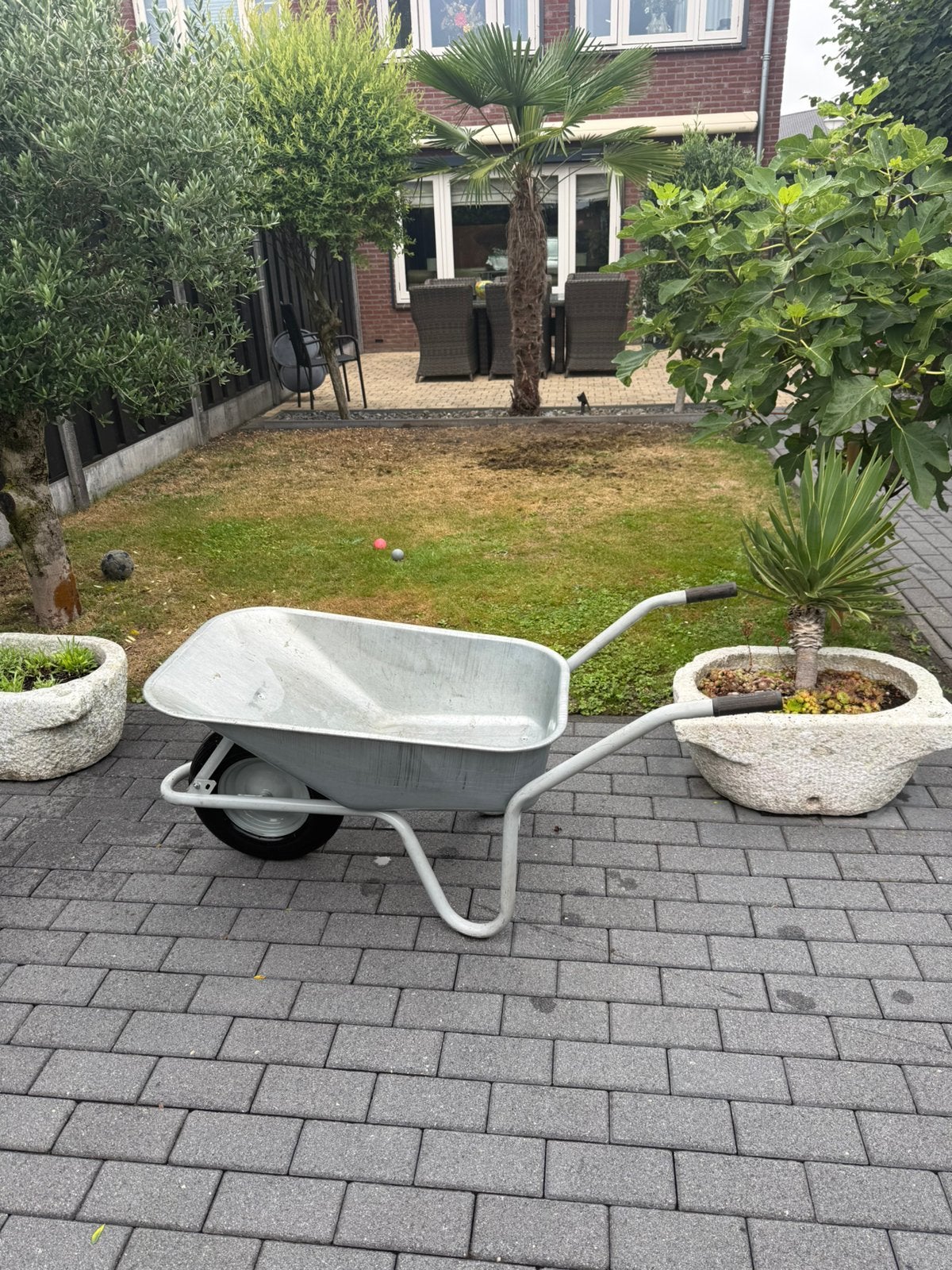 Kruiwagen, Ophalen, Zo goed als nieuw