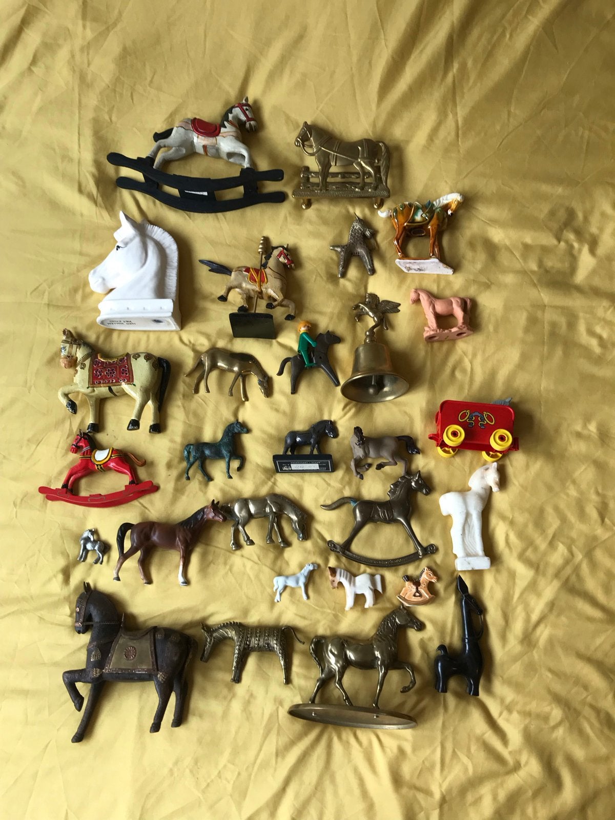 Verzameling van 28 diverse paardjes (hout, koper, plastic, p, Verzamelen, Ophalen of Verzenden, Gebruikt, Paard, Beeldje of Figuurtje