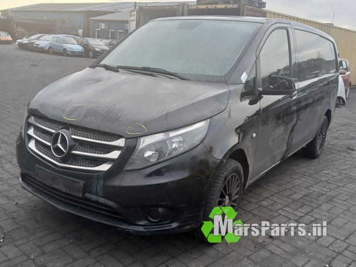 Automaatbak van een Mercedes Vito