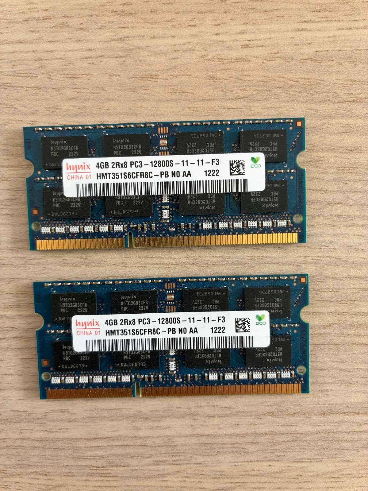2 x Hynix 4GB DDR3 RAM PC3-12800S Laptop Geheugen, DDR3, Ophalen of Verzenden, Zo goed als nieuw, Laptop