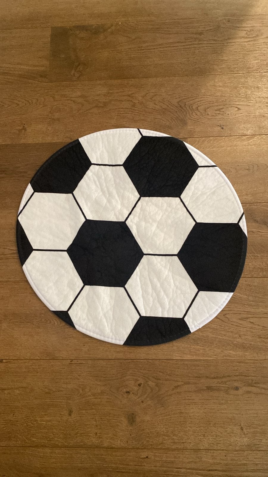 Voetbal Vloerkleed - Rond Zwart-Wit Tapijt, Zwart, Rond, Zo goed als nieuw, 50 tot 100 cm