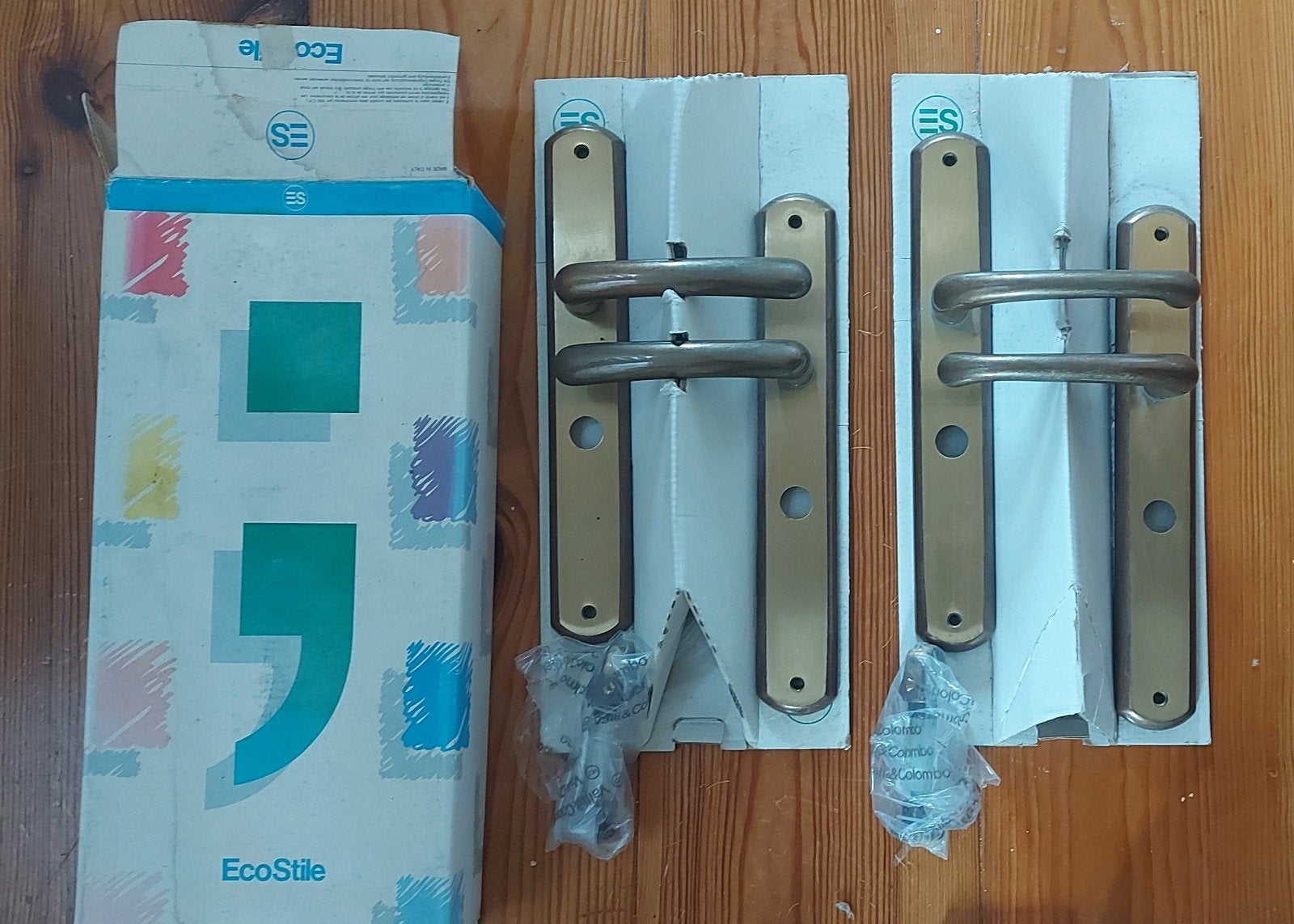 Nieuw van 130 voor 25. Twee keer toilet, Ophalen, Nieuw, Rvs, Slot