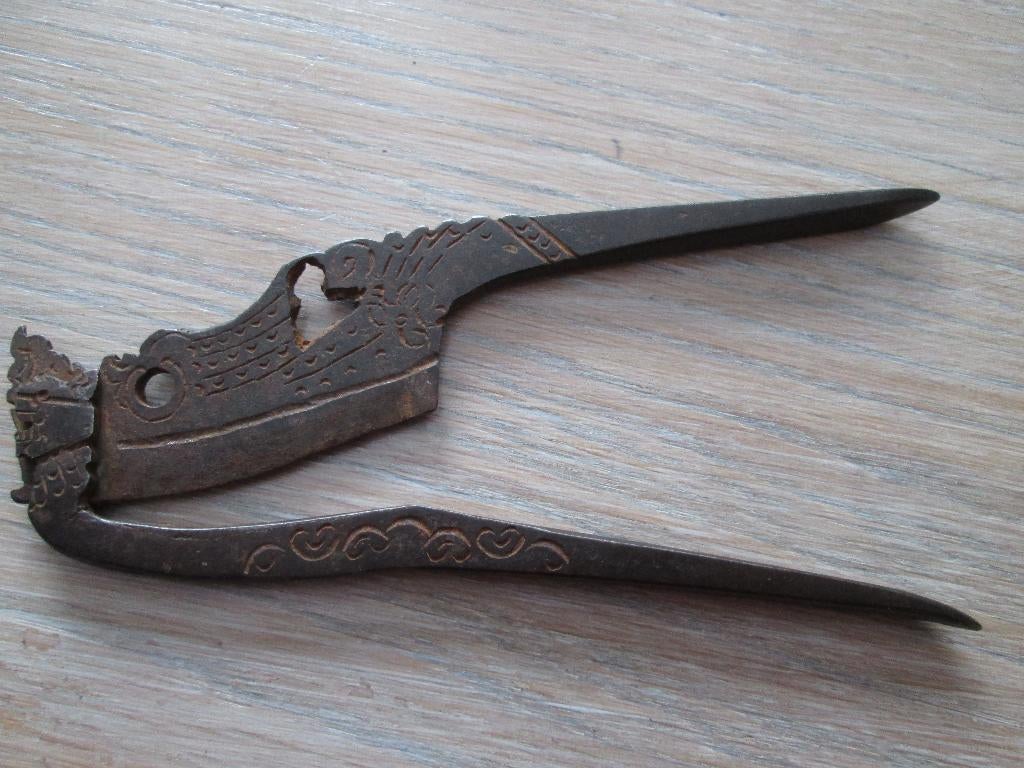 Betelbladsnijder uit Myanmar, Antiek en Kunst, Kunst | Niet-Westerse kunst, Ophalen