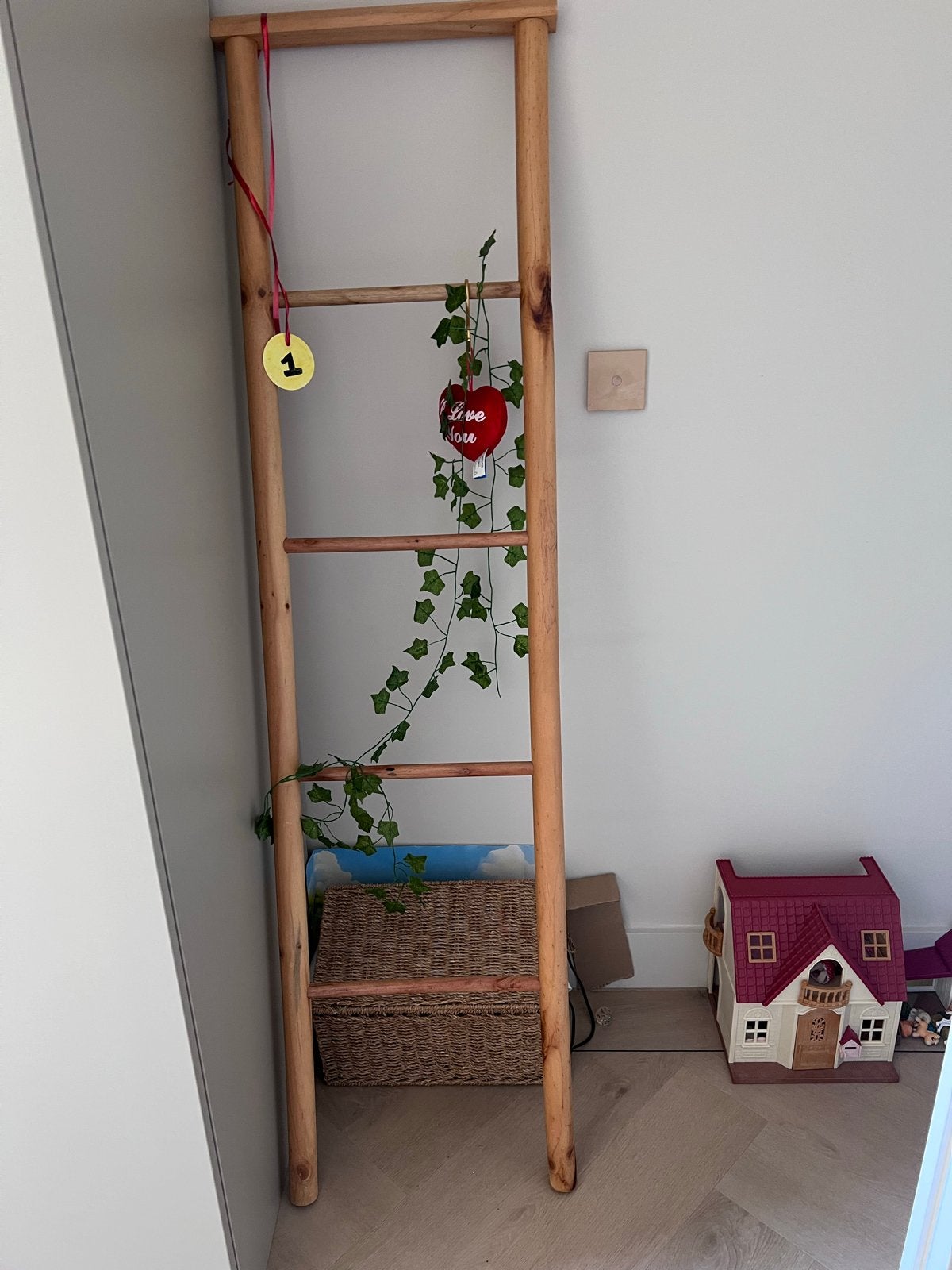 Houten decoratieve ladder, Doe-het-zelf en Verbouw, Ophalen, Gebruikt, Ladder, Minder dan 2 meter