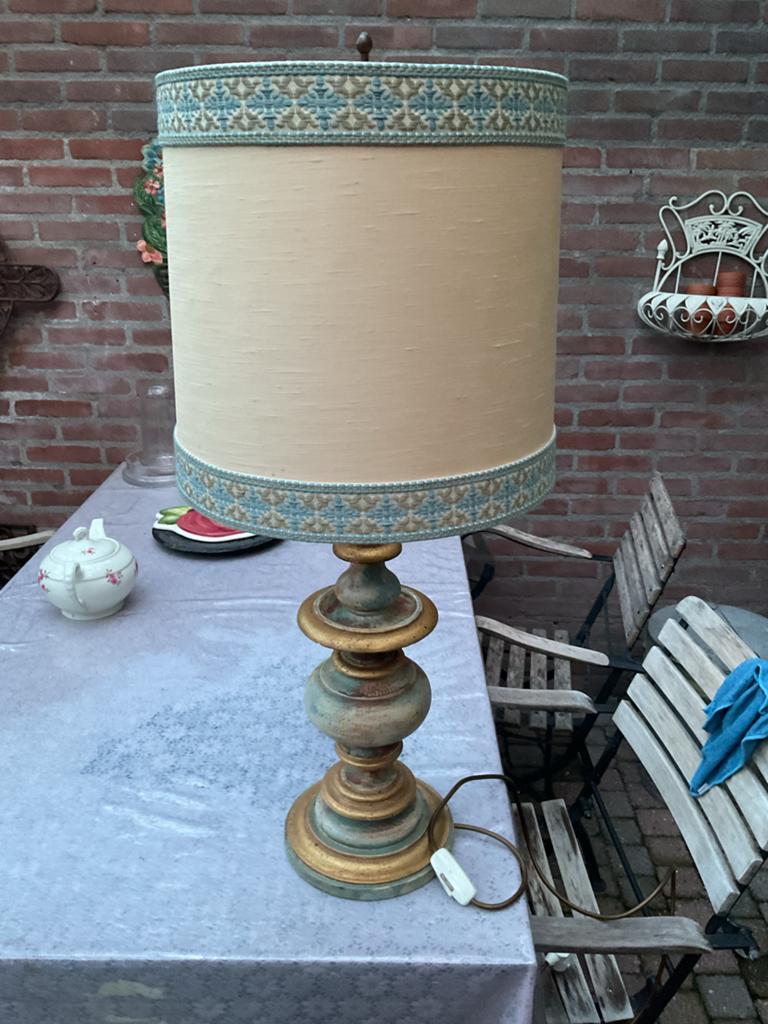 Vintage Tafellamp met Goudkleurige Voet en Crèmekleurige Kap, Antiek en Kunst, Ophalen