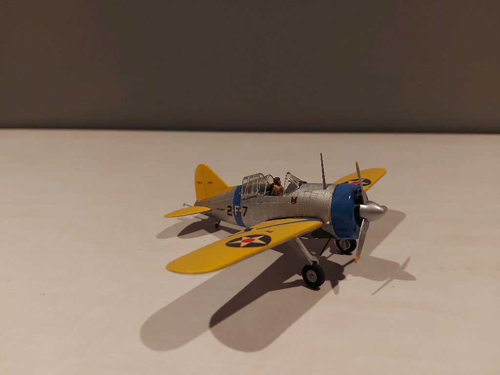 Plastic model van een Brewster F2A Buffalo schaal 1/72 (M68), Ophalen of Verzenden, Gebruikt, Schaalmodel
