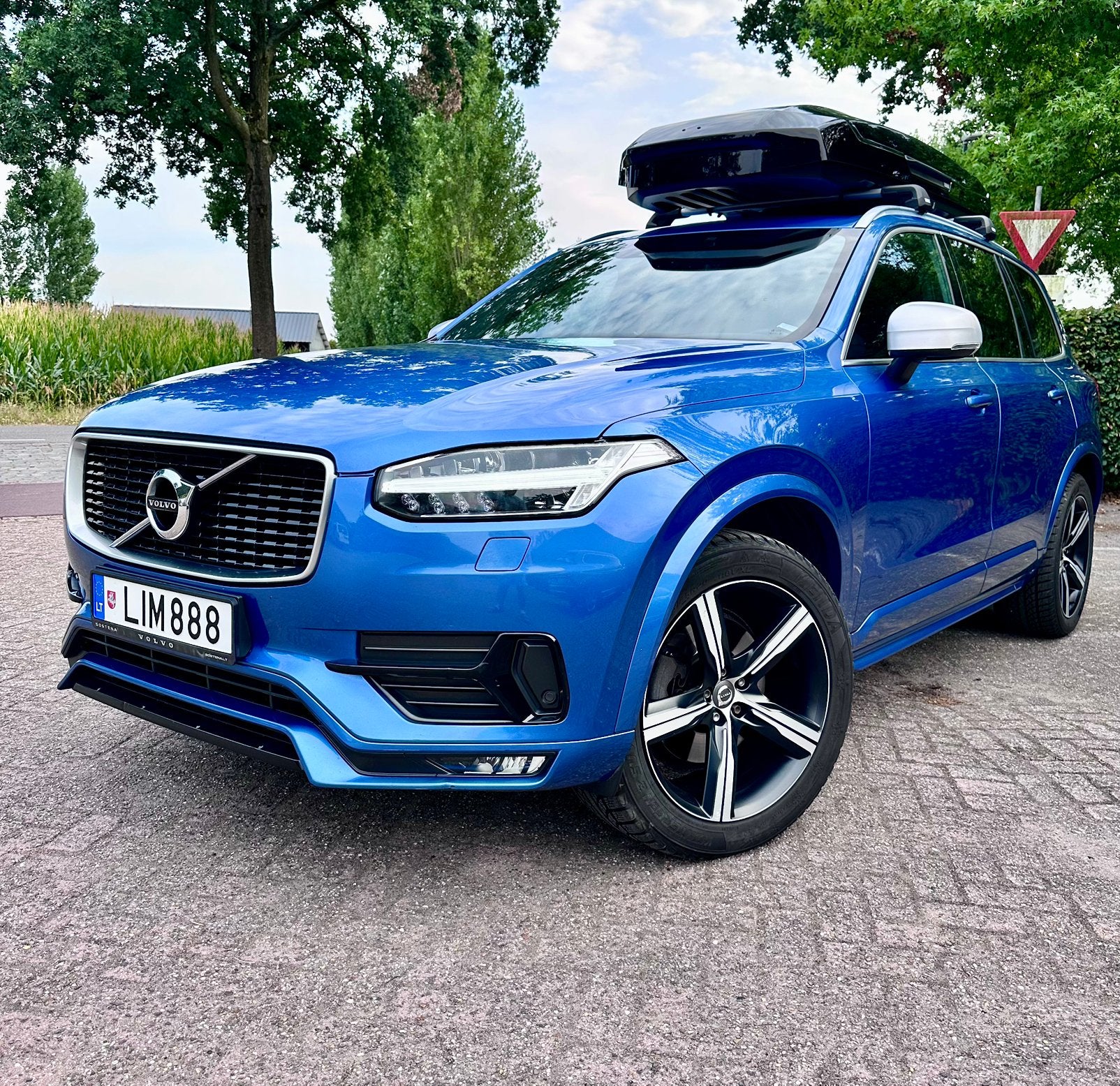 Volvo XC90 2016 Blauw/R-design/Polestar engineered, Euro 5, Zwart, 1969 cc, Blauw